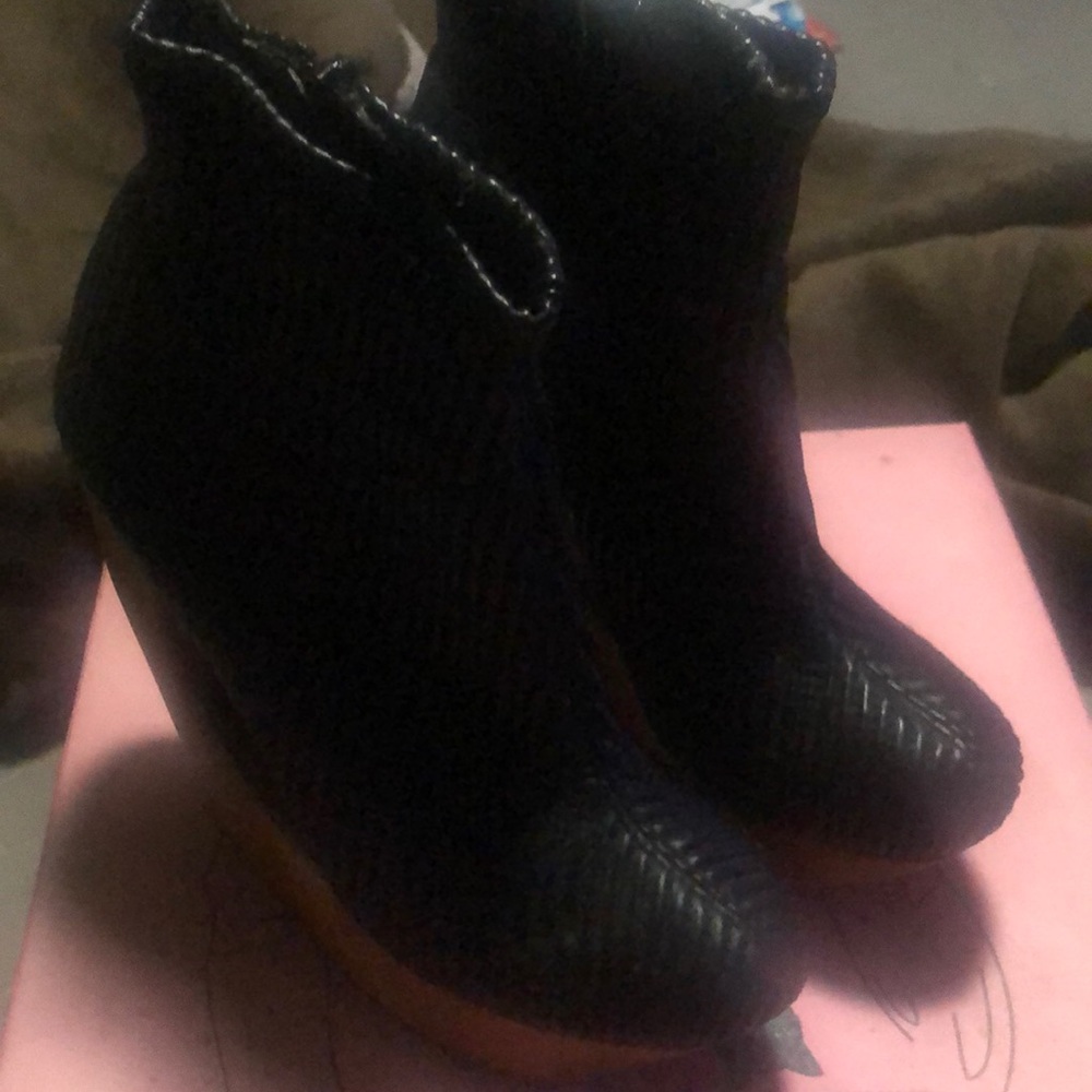 Jeffrey Campbell shoes size 8